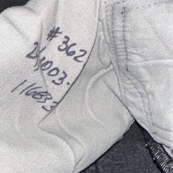 NWTs Re/Done High Rise Skinny Cropped Size 24 - Picture 9 of 10